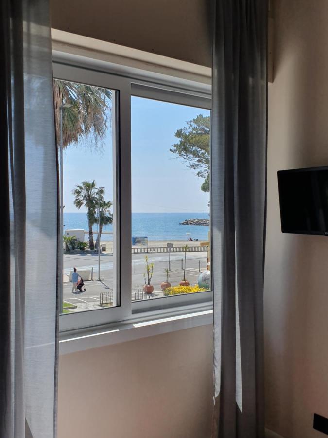Vela Bianca H & R Hotel Diano Marina Kültér fotó