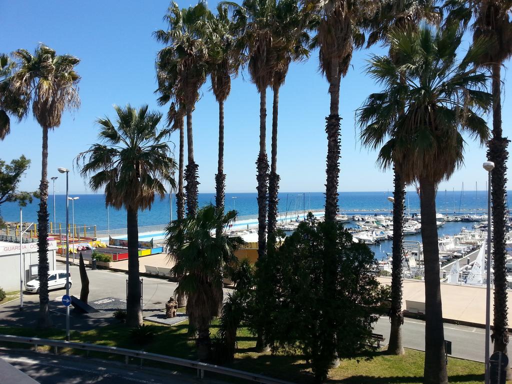 Vela Bianca H & R Hotel Diano Marina Kültér fotó