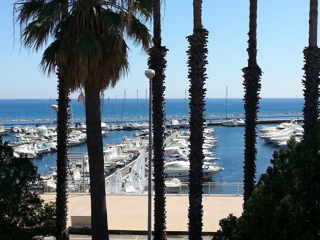 Vela Bianca H & R Hotel Diano Marina Kültér fotó