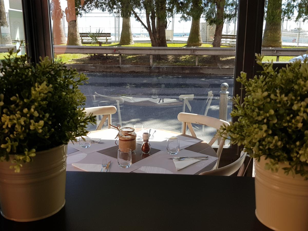 Vela Bianca H & R Hotel Diano Marina Kültér fotó