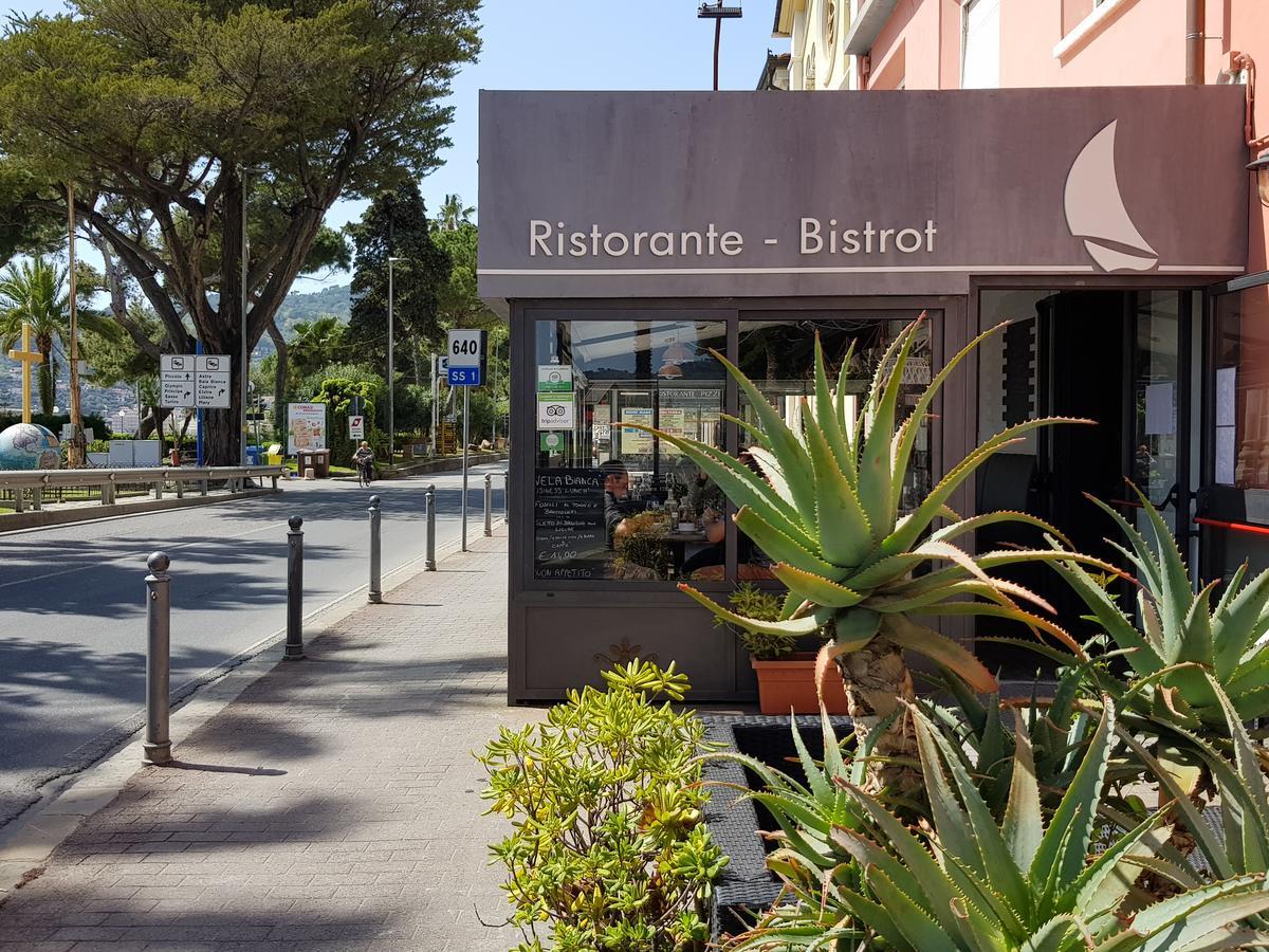 Vela Bianca H & R Hotel Diano Marina Kültér fotó