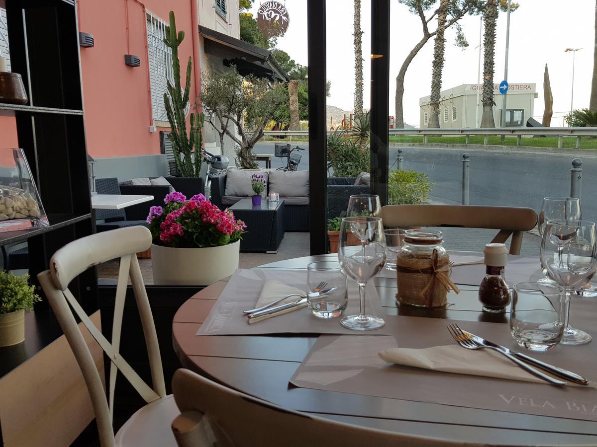 Vela Bianca H & R Hotel Diano Marina Kültér fotó